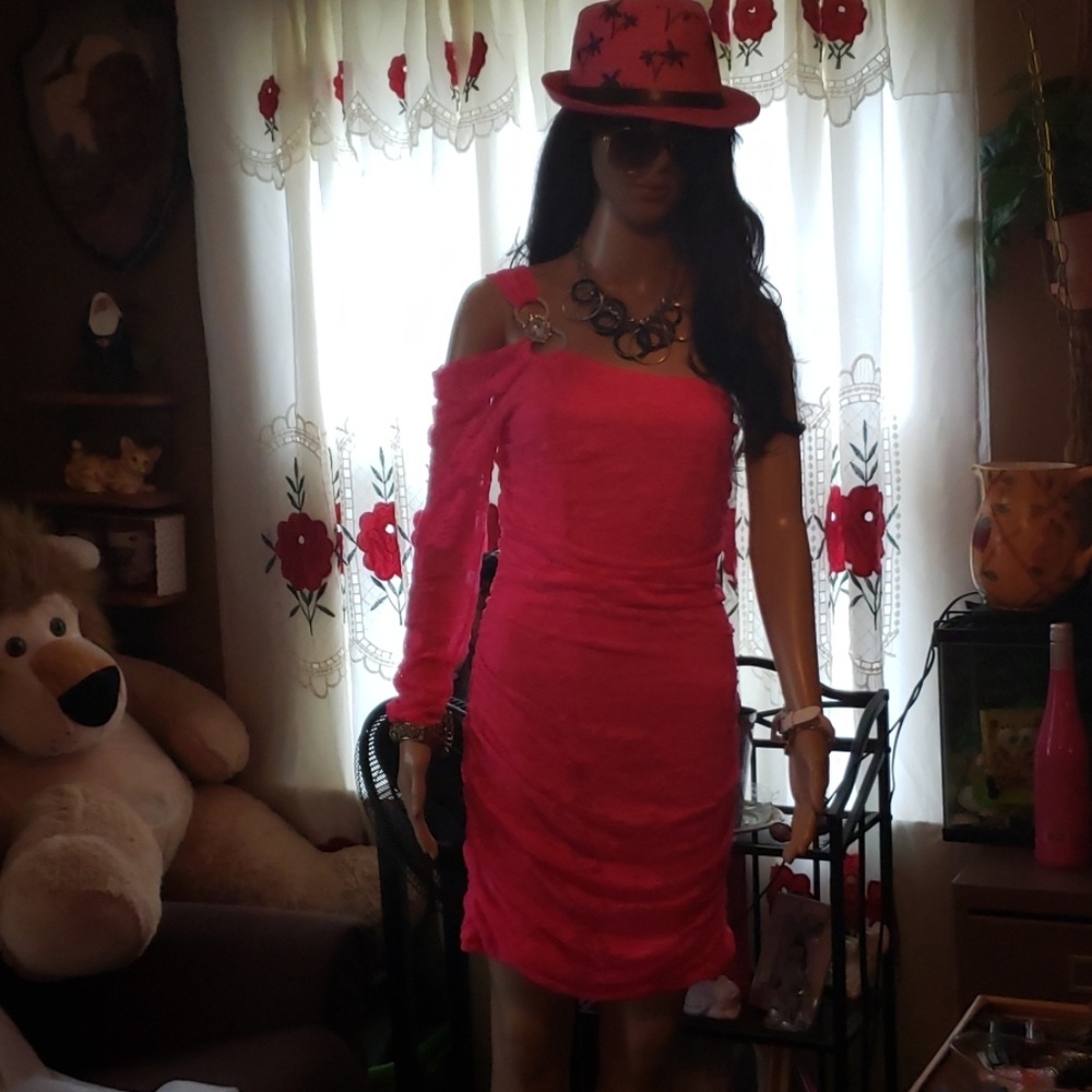 Dress - Picture 2 of 2